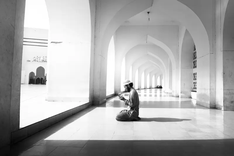 Prayer in the Colonnade