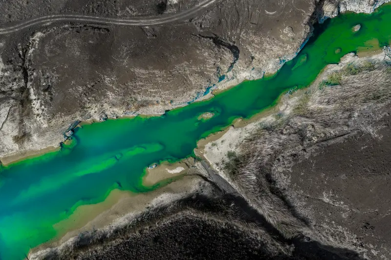 Green River, Grey Land
